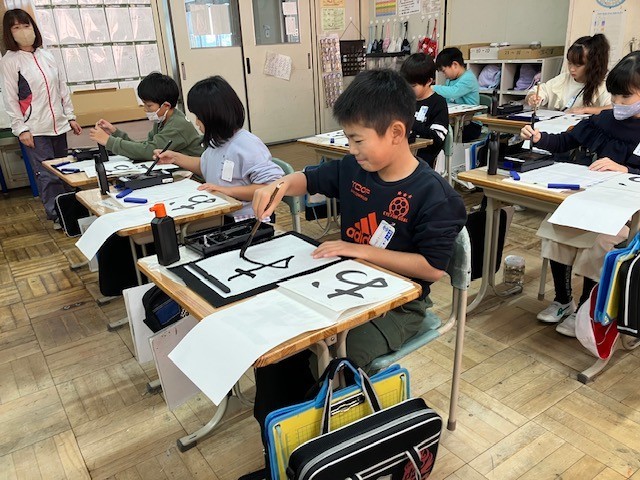 https://koriyama.schoolweb.ne.jp/0710009/blog_img/117166856?tm=20241205105658