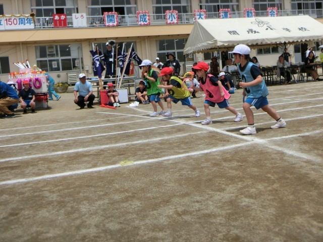 低学年リレー　女子