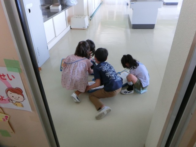 かていかしつ、ここだよ！