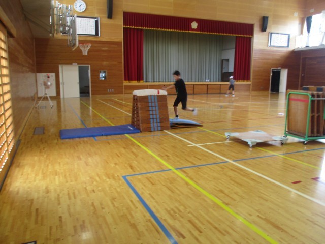 体育館でも、問いの追究！