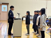 ６年生委嘱状の交付