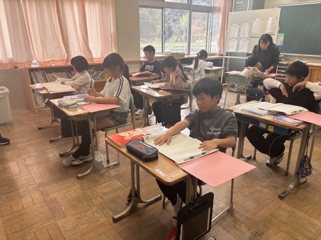 ４年生　国語科　なりきって書こう