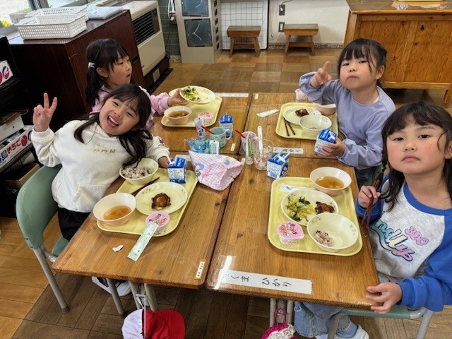 給食おいしいよ