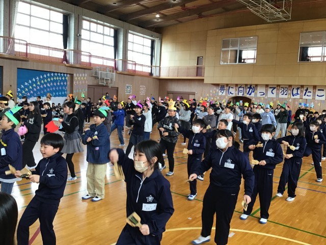 ６年生に負けないくらい大きな掛け声で踊りました