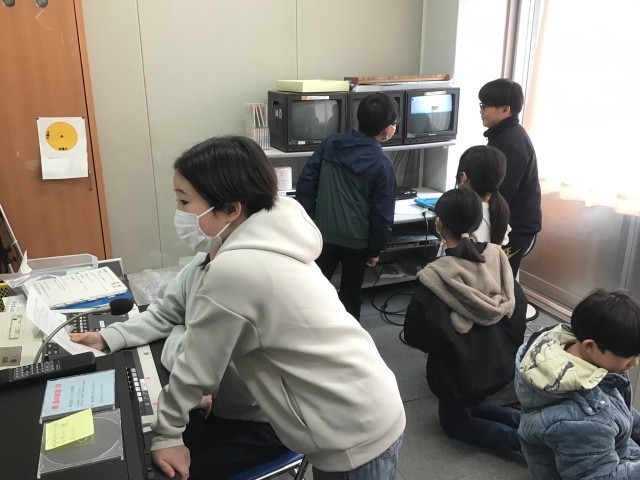 進行と映像担当