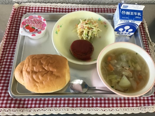 ４月７日　進級お祝い献立