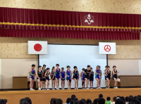 男子選手のポーズ