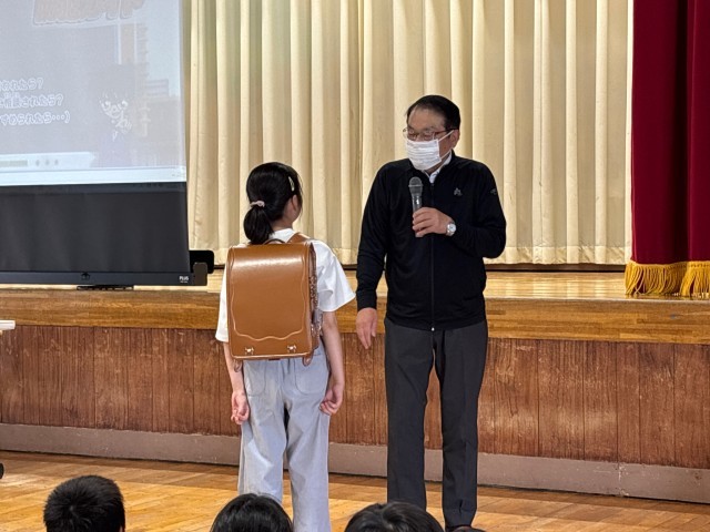 代表児童による演技①