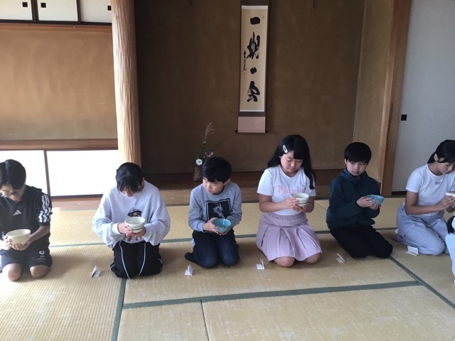 お茶をいただきました（１組）