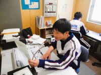 間違えがないように真剣です。