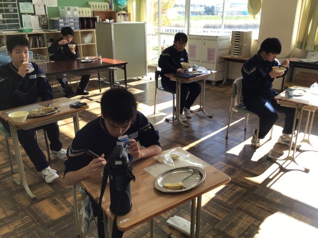 https://koriyama.schoolweb.ne.jp/0720006/blog_img/117122619?tm=20241128124637