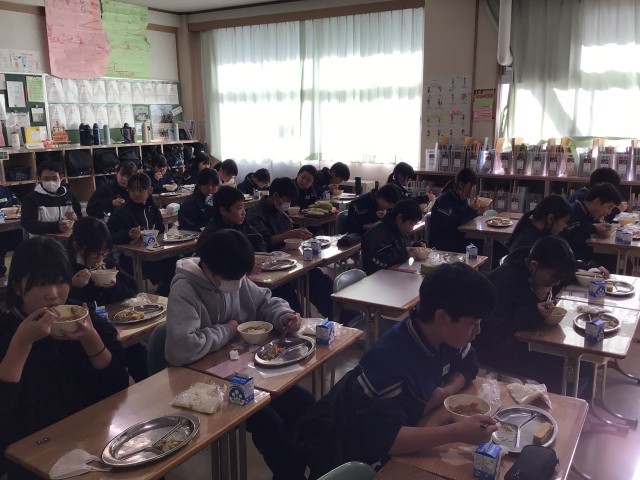 https://koriyama.schoolweb.ne.jp/0720006/blog_img/117122924?tm=20241128125747