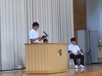生徒会代表生徒の発表
