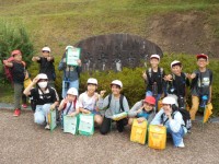 大安場古墳前にて