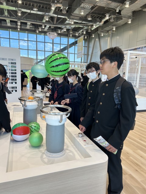 科学館、楽しんでいます！